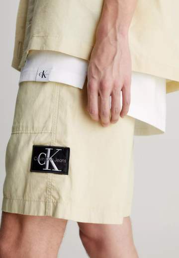CALVIN KLEIN JEANS J30J325475