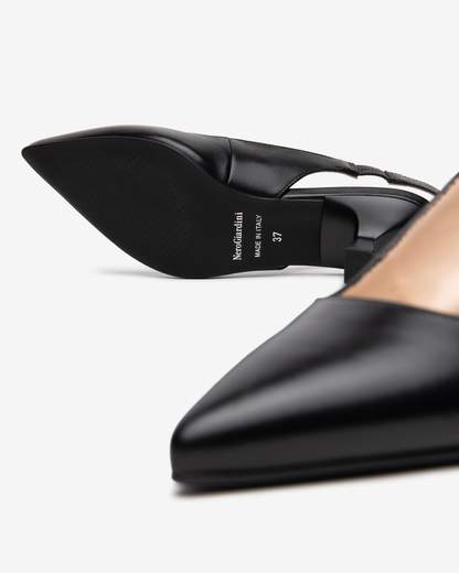 Nero Giardini E512250DE/100