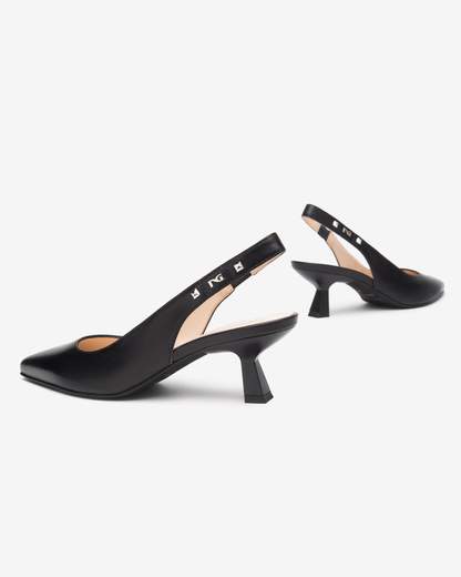 Nero Giardini E512250DE/100