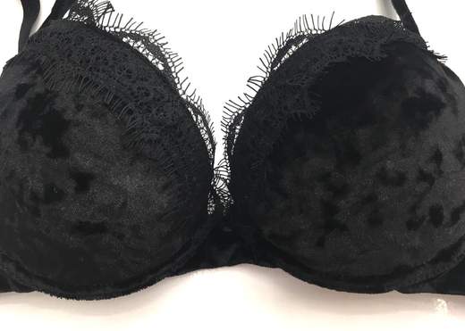 CHIARA FERRAGNI REGGISENO