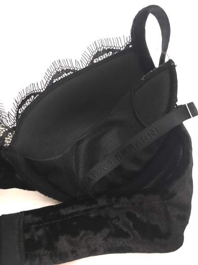 CHIARA FERRAGNI REGGISENO