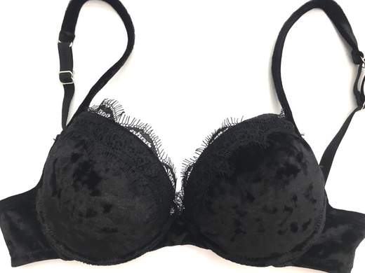 CHIARA FERRAGNI REGGISENO