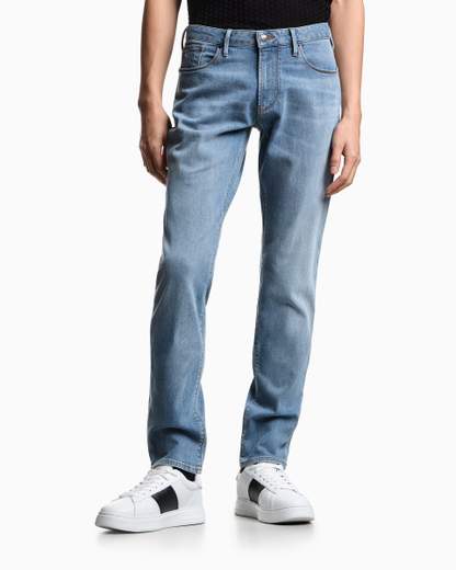 Emporio Armani Jeans Uomo EM000121AF22800