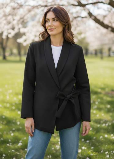 STILL Giacca Elegante con Cintura Laterale – Taglio Moderno e Raffinato