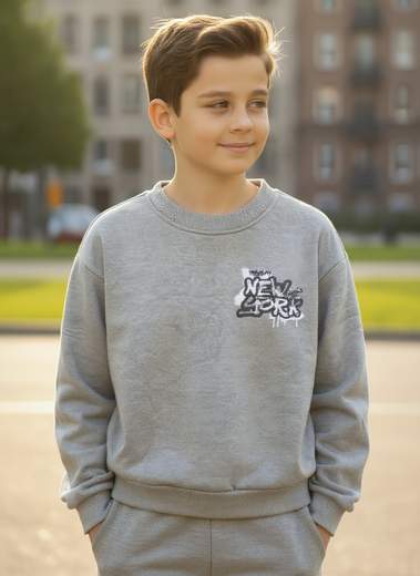 STILL Felpa Girocollo Bambino STILL in Misto Cotone – Stile Casual con Stampa Moderna