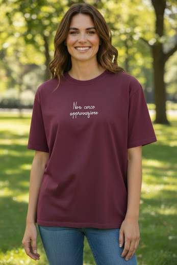 STILL T-Shirt Donna con Scritta Frontale e Vestibilità Oversize