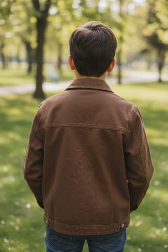 STILL Comfort e Stile Incredibili: La Camicia Perfetta per i Piccoli Esploratori