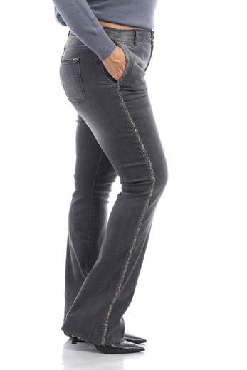 more by siste's Flare Denim 671