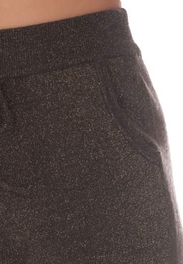 Molly Bracken LA539CN