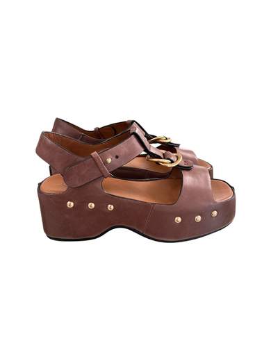 MISS OLIVIA CAROLA F02