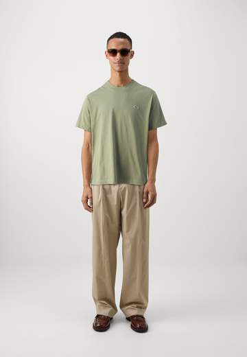 Lacoste LA4