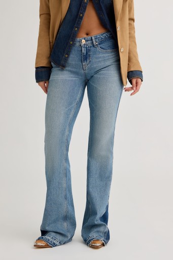 GUESS W6BA41 D2579