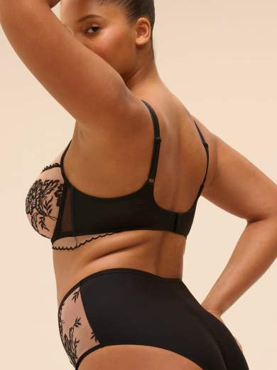 simone pérèle 1G2319 Romantica