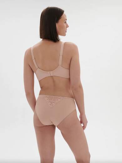 simone pérèle 131382 Andora