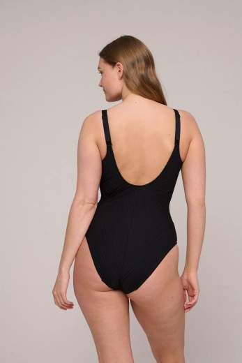 primadonna swim 4012938 Kiruna