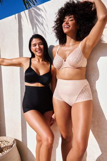 Sans Complexe 61PAK42 Perfect curves