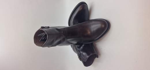 NERO GIARDINI STIVALETTO IN PELLE