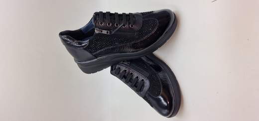 MELLUSO SNEAKER IN CAMOSCIO E VERNICE