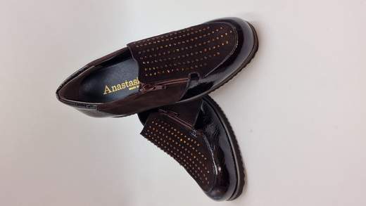 ANASTASIO ACCOLLATO IN CAMOSCIO E STRASS