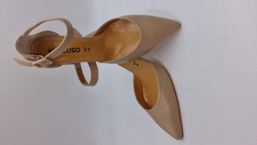 MELLUSO DECOLLETE APERTO AI LATI IN PELLE