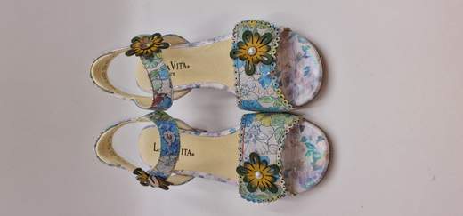 LAURA VITA LUCIEO13N