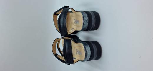 MELLUSO SANDALO IN PELLE