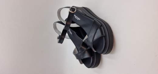 NERO GIARDINI SANDALO IN PELLE