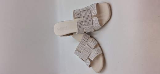 MELLUSO SCALZATO IN CAMOSCIO E STRASS