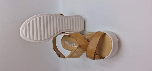 MELLUSO SANDALO IN PELLE E CAMOSCIO