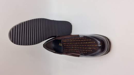 ANASTASIO ACCOLLATO IN CAMOSCIO E STRASS