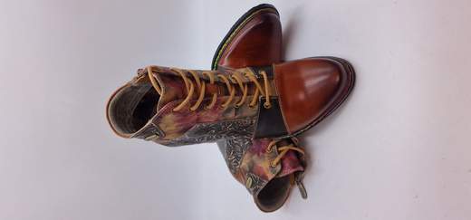 LAURA VITA STIVALETTO IN PELLE E TESSUTO STAMPATI