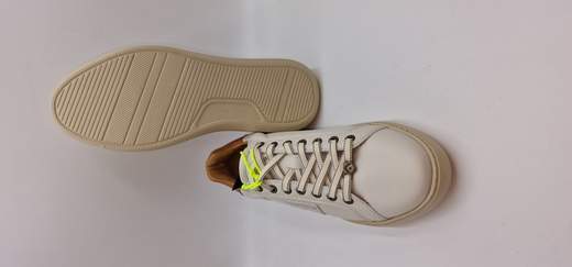 AMBITIUOS SNEAKER IN PELLE