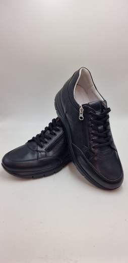 NERO GIARDINI SNEAKER IN PELLE