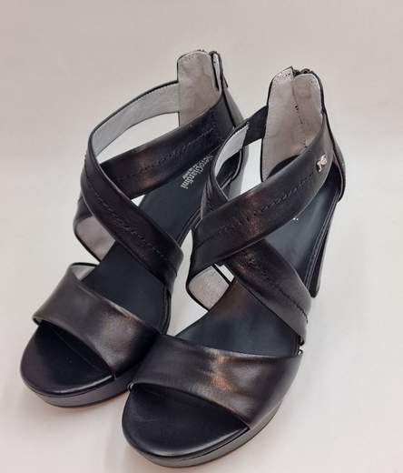 NERO GIARDINI SANDALO IN NAPPA