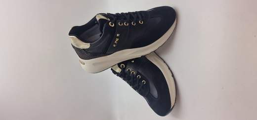 NERO GIARDINI SENAKER IN CAMOSCIO E PELLE