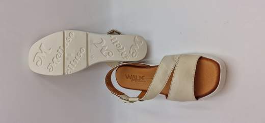 MELLUSO SANDALO IN PELLE