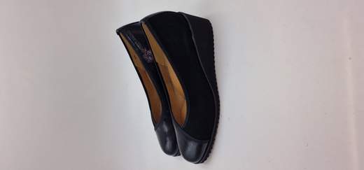 ANASTASIO DECOLLETE IN NAPLAK E CAMOSCIO