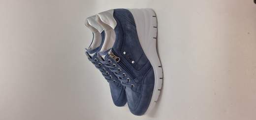 NERO GIARDINI SNEAKER IN CROSTA