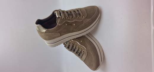 NERO GIARDINI SNEAKER IN CAMOSCIO