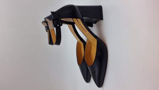 MELLUSO DECOLLETE APERTO AI LATI IN PELLE