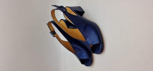 MELLUSO SANDALO IN NAPPA LAMINTA