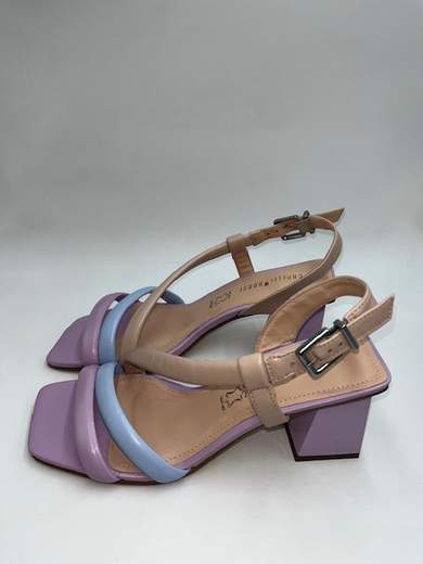 CAPELLI ROSSI SANDALO PELLE