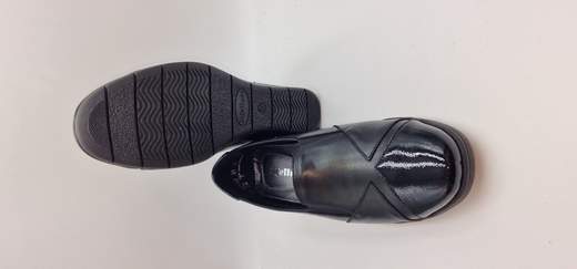 MELLUSO ACCOLLATO IN PELLE E VERNICE