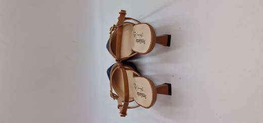 NERO GIARDINI CHANEL IN JEANS