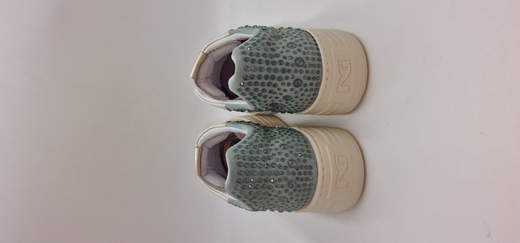 NERO GIARDINI SNEAKER IN PELLE CAMOSCIO E STRASS