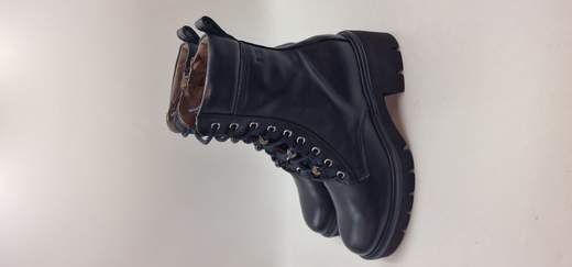 NERO GIARDINI ANFIBIO IN PELLE