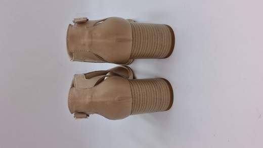 NERO GIARDINI STIVALETTO SPUNTATO IN PELLE