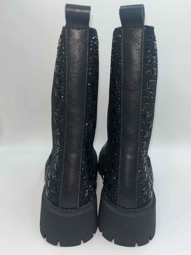 FRANCESCO MILANO BIKER IN PELLE E STRASS