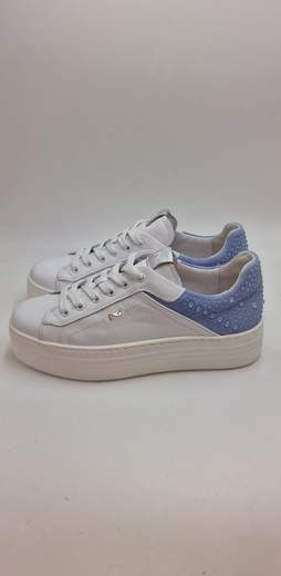 NERO GIARDINI SNEAKER IN PELLE CAMOSCIO E STRASS