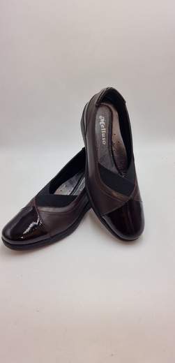 MELLUSO ACCOLLATO IN PELLE E VERNICE